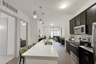 306 McGowen St, Houston, TX 77006 - Photo 5