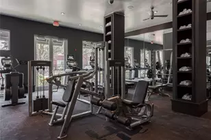 306 McGowen St, Houston, TX 77006 - Photo 13