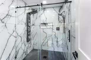 6623 Housman St, Houston, TX 77055 - Photo 27