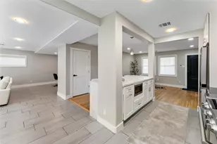 6623 Housman St, Houston, TX 77055 - Photo 9