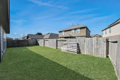 8227 Pastel Dawn Trace, Houston, TX 77049 - Photo 25