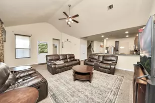 8227 Pastel Dawn Trce, Houston, TX 77049 - Photo 5