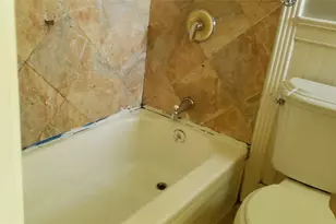 4346 Dalmatian Dr, Houston, TX 77045 - Photo 7
