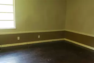 4346 Dalmatian Dr, Houston, TX 77045 - Photo 3