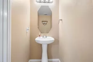 314 Gulf Winds Dr, Bacliff, TX 77518 - Photo 11