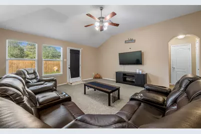 314 Gulf Winds Drive, Bacliff, TX 77518 - Photo 9