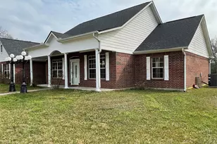 104 Woodward Ln, Silsbee, TX 77656 - Photo 1