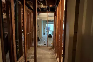 8818 Mobud Dr, Houston, TX 77036 - Photo 17