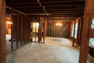 8818 Mobud Dr, Houston, TX 77036 - Photo 7