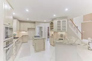 8210 Malardcrest Dr, Humble, TX 77346 - Photo 9
