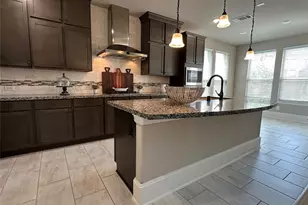 12423 Britta Ln, Texas City, TX 77568 - Photo 9