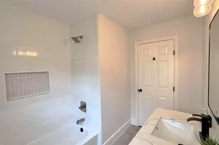 3221 Durhill St, Houston, TX 77025 - Photo 25