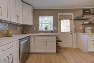 3221 Durhill St, Houston, TX 77025 - Photo 11