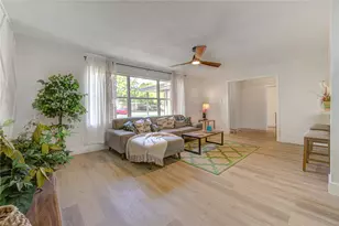 3221 Durhill St, Houston, TX 77025 - Photo 5