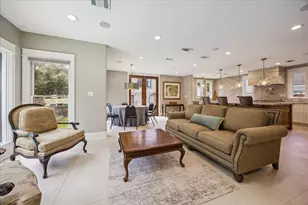 4344 Clay St, Houston, TX 77023 - Photo 9