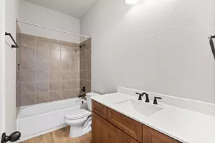 1605 Carefree Cir, Seabrook, TX 77586 - Photo 19