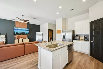 1217 Filly Creek Drive, Alvin, TX 77511 - Photo 15