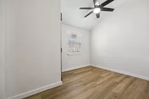 222 Houston Ave, Somerville, TX 77879 - Photo 13