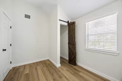 222 Houston Avenue, Somerville, TX 77879 - Photo 17