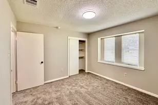 7002 Sandswept Ln, Houston, TX 77086 - Photo 19