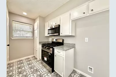 7002 Sandswept Lane, Houston, TX 77086 - Photo 9