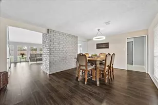 10715 Sageglow Dr, Houston, TX 77089 - Photo 13