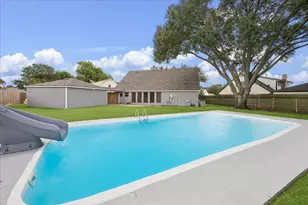 10715 Sageglow Dr, Houston, TX 77089 - Photo 29