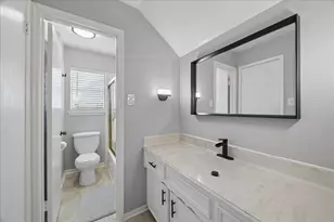 10715 Sageglow Dr, Houston, TX 77089 - Photo 25
