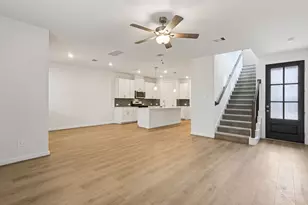 6332 Sapphire Ocean Dr, Houston, TX 77092 - Photo 3