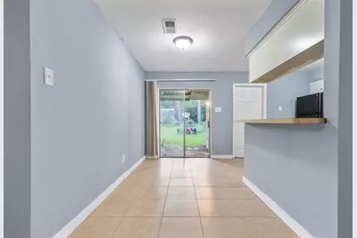 1204 Crescent Boulevard, Cleveland, TX 77327 - Photo 9
