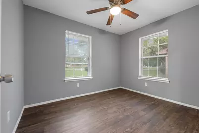 1204 Crescent Boulevard, Cleveland, TX 77327 - Photo 19