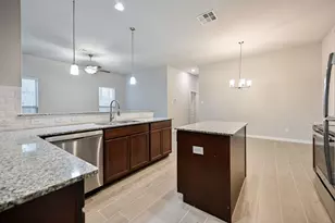 127 Wickersham, Conroe, TX 77304 - Photo 17