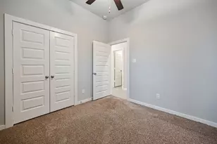 127 Wickersham, Conroe, TX 77304 - Photo 19