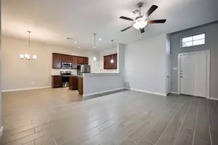 127 Wickersham, Conroe, TX 77304 - Photo 9
