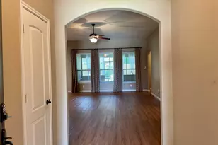 2035 Borthwick Ln, Conroe, TX 77301 - Photo 5