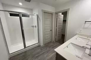 618 Hidden Brk Dr, Baytown, TX 77523 - Photo 9