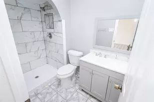 14010 Meyersville Dr, Houston, TX 77049 - Photo 13