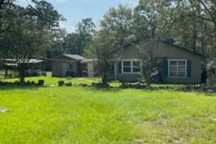 6 Post Oak, Huntsville, TX 77320 - Photo 3