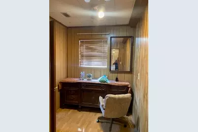 6 Post Oak, Huntsville, TX 77320 - Photo 11