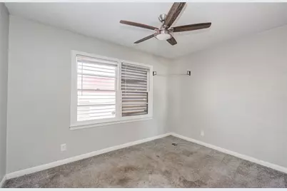 1913 2nd Avenue N, Texas City, TX 77590 - Photo 23