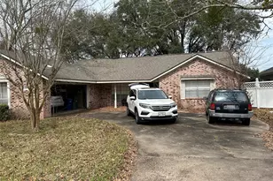 1430 Greenbriar Dr, Huntsville, TX 77340 - Photo 15