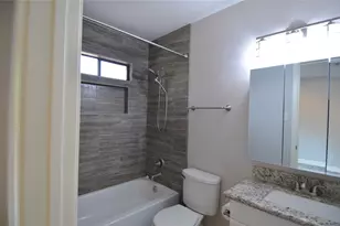 76 S Wavy Oak Cir, Houston, TX 77381 - Photo 11