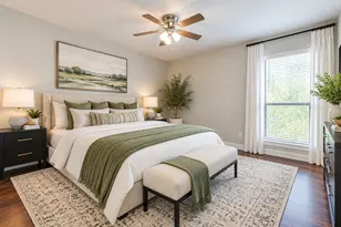 10053 Westpark Dr, Houston, TX 77042 - Photo 9