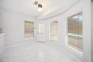 15 Finetta Ln, Alvin, TX 77511 - Photo 9