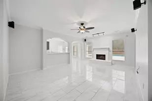 15 Finetta Ln, Alvin, TX 77511 - Photo 7