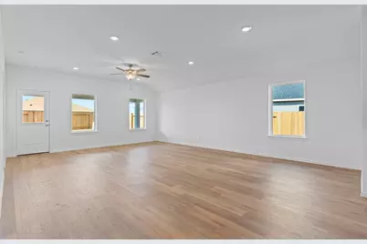 1411 Angelfish Drive, Iowa Colony, TX 77583 - Photo 13