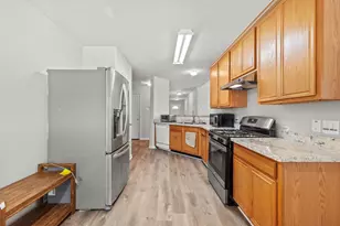 13722 Branford Greens Dr, Houston, TX 77083 - Photo 11