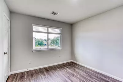 13102 Aiden Circle, Houston, TX 77048 - Photo 9