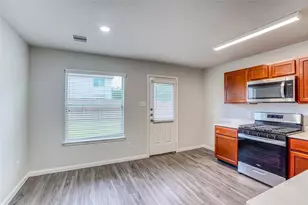 13102 Aiden Cir, Houston, TX 77048 - Photo 3