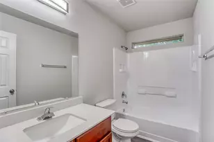 13102 Aiden Cir, Houston, TX 77048 - Photo 15